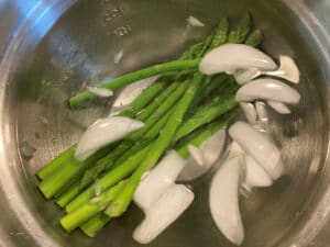 Blanch asparagus