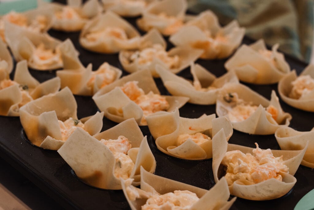Cream Cheese and Shrimp Wonton Appetizers