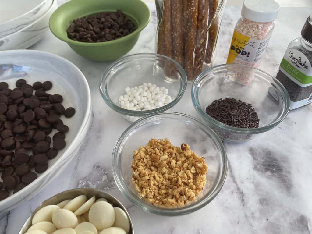chocolate covered pretzel ingredients