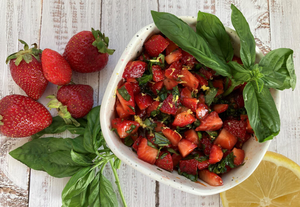 balsamic strawberries for strawberry spinach salad
